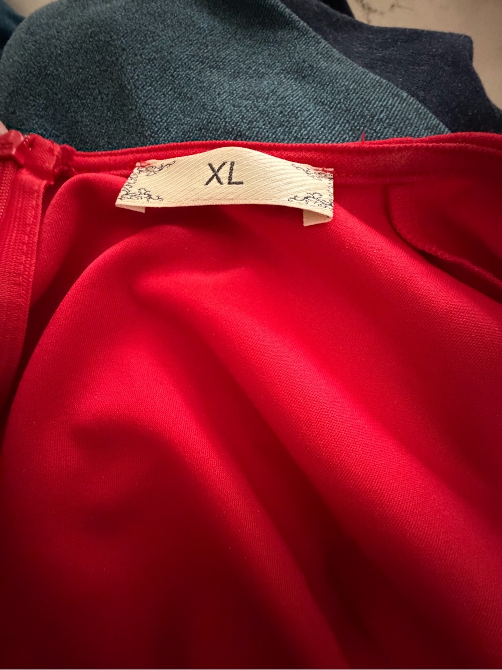 Red V-Neck High-Low Ruffle Dress - Picture 4 of 5